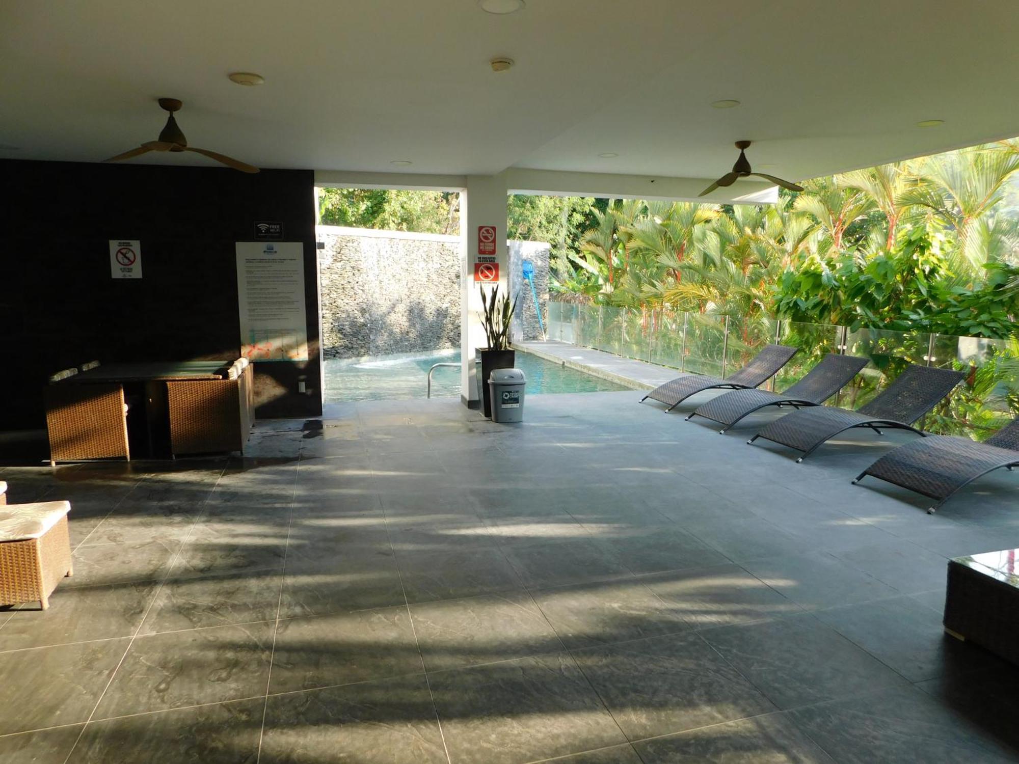 Sunset 205, Sleeps Six, Next Door To The Pool, 100M To The Beach! Jacó Exteriör bild